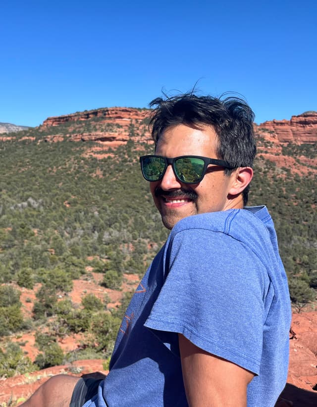 Dr. Aaron Mendez